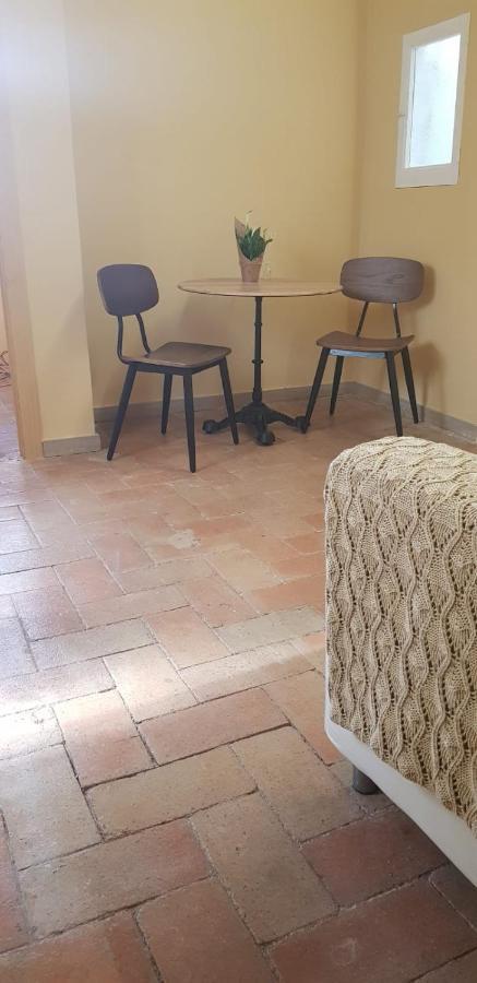 Bed and Breakfast Cal Duran Esparraguera Екстер'єр фото
