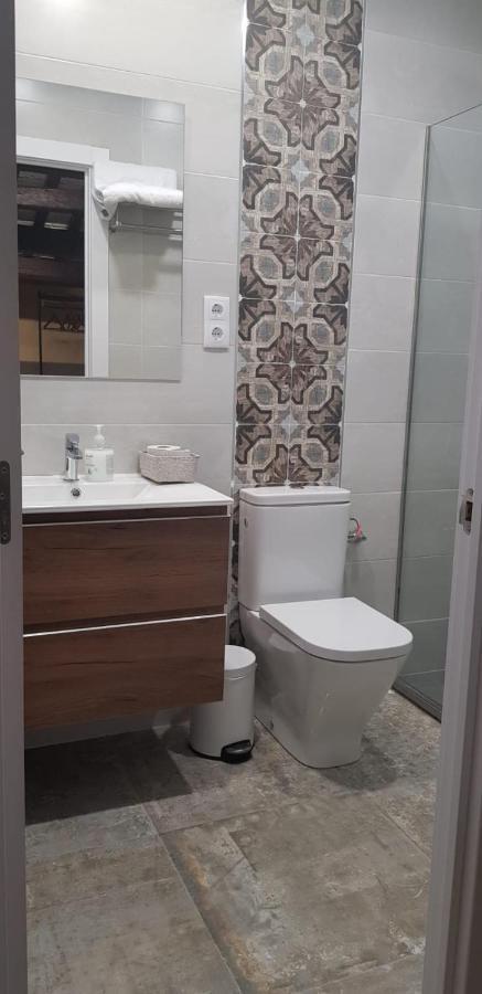 Bed and Breakfast Cal Duran Esparraguera Екстер'єр фото