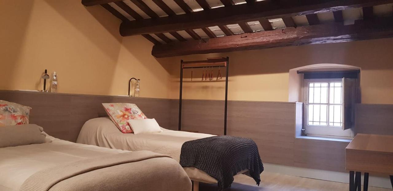 Bed and Breakfast Cal Duran Esparraguera Екстер'єр фото