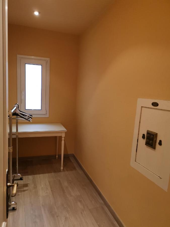 Bed and Breakfast Cal Duran Esparraguera Екстер'єр фото