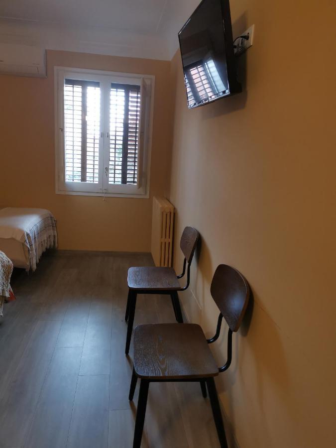 Bed and Breakfast Cal Duran Esparraguera Екстер'єр фото